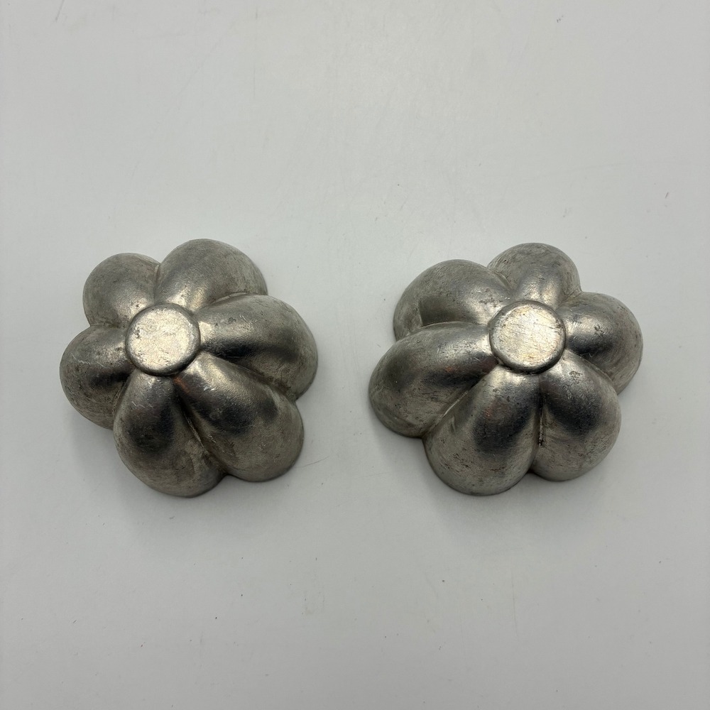 Vintage Aluminum Flower Scalloped Individual Gelatin Dessert Molds Set of 2